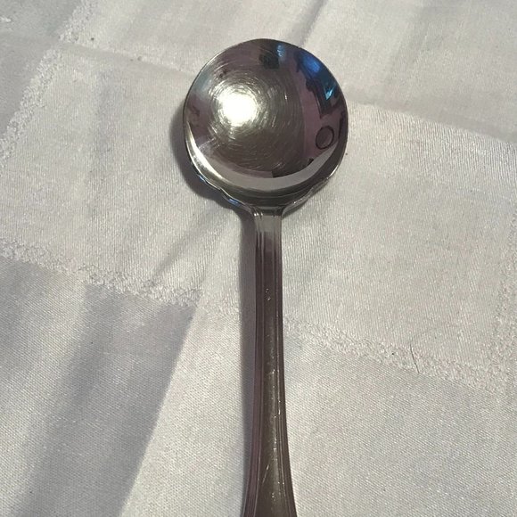 Oneida Stainless - Midtowne - Picture 1 of 3